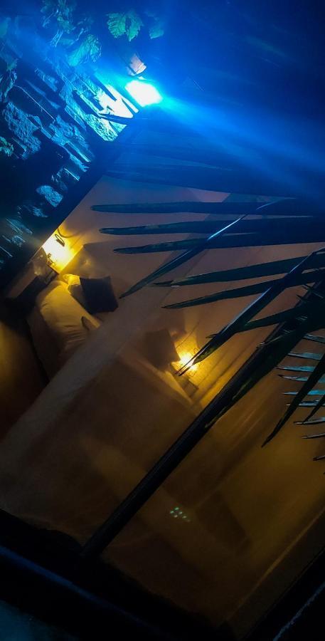 Bed and Breakfast Brown Penmarcʼh Esterno foto